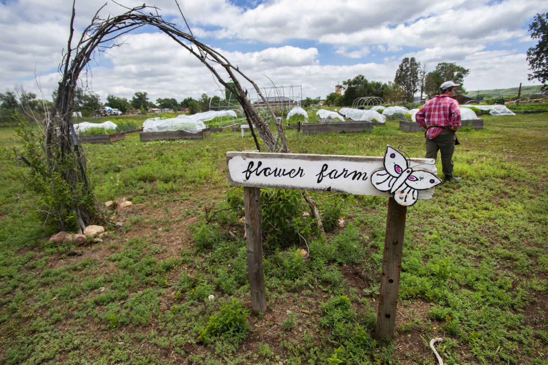 071021-hg-flower-farm 3.jpg